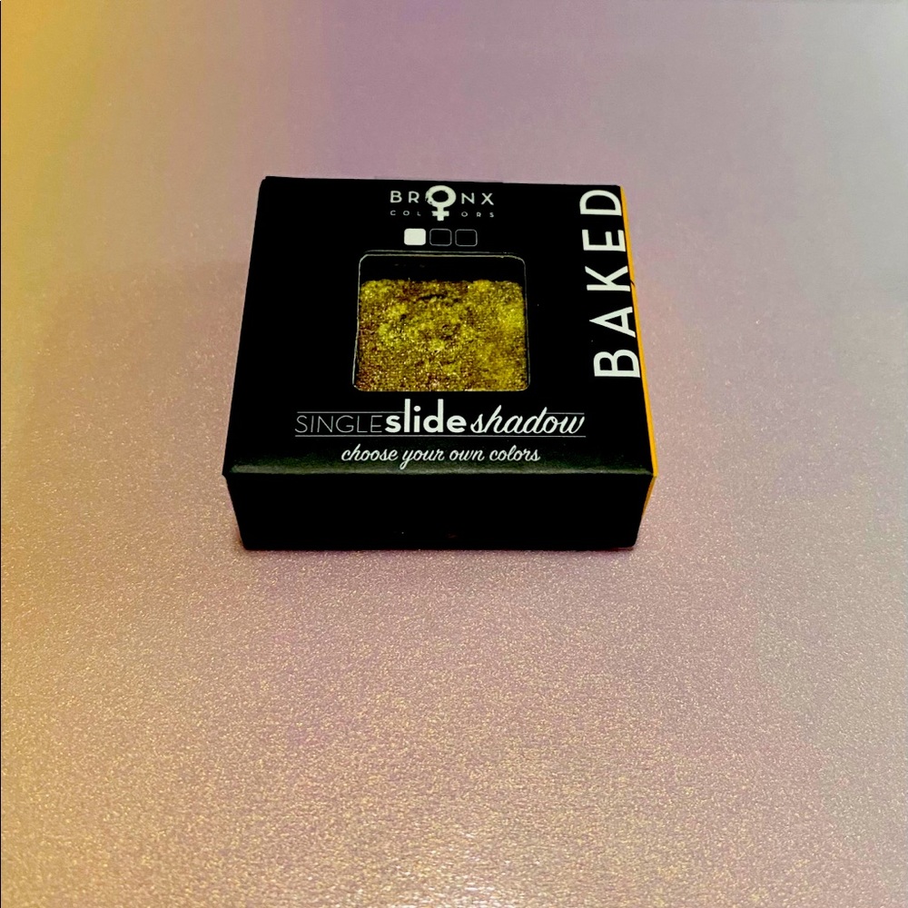 Eye shadow